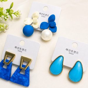 Trendy Women Earrings